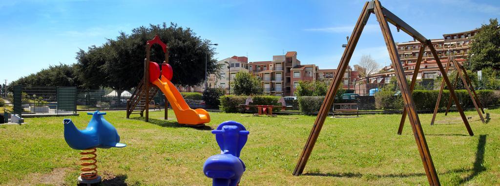 Suitehome Taormina Giardini Naxos Exterior photo