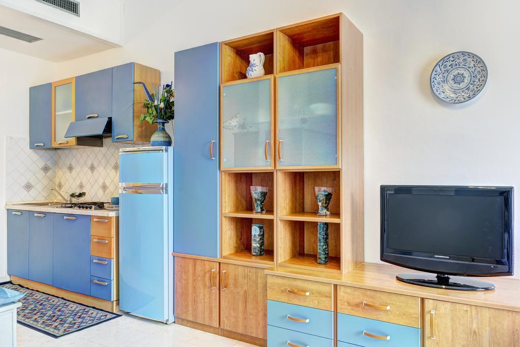 Suitehome Taormina Giardini Naxos Room photo