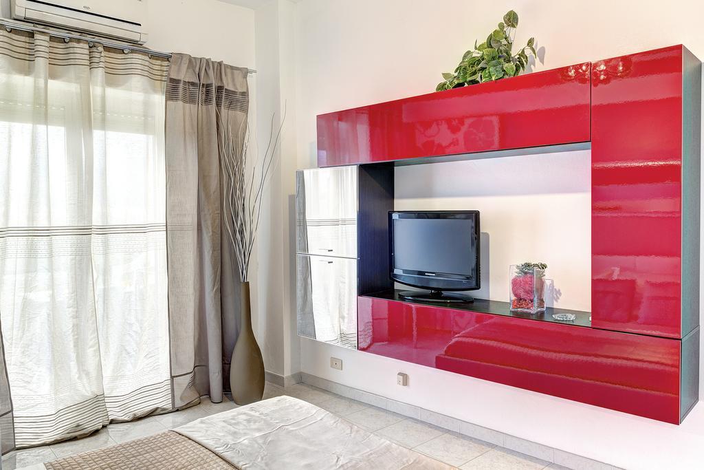 Suitehome Taormina Giardini Naxos Room photo